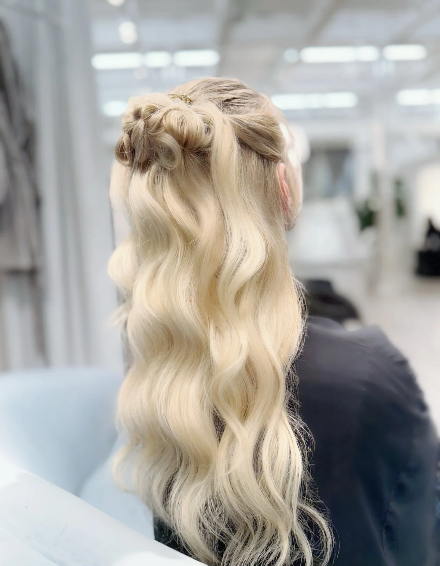 Bridal Half-up ✨🎀
.
.
#2026brides #bridalhair #styling #hairstyles #hairgoals