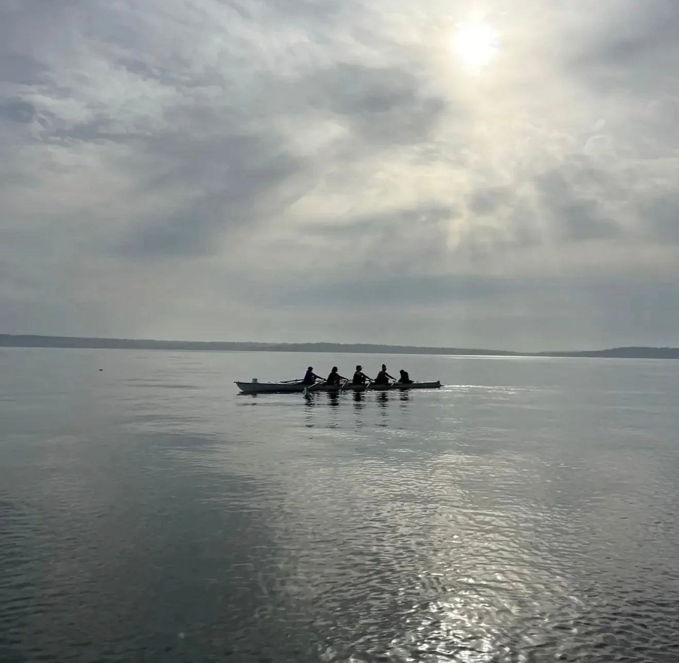&hellip;rowing around the entire island, don&rsquo;t mind if we do. 

📸 thanks to @kim_dalan