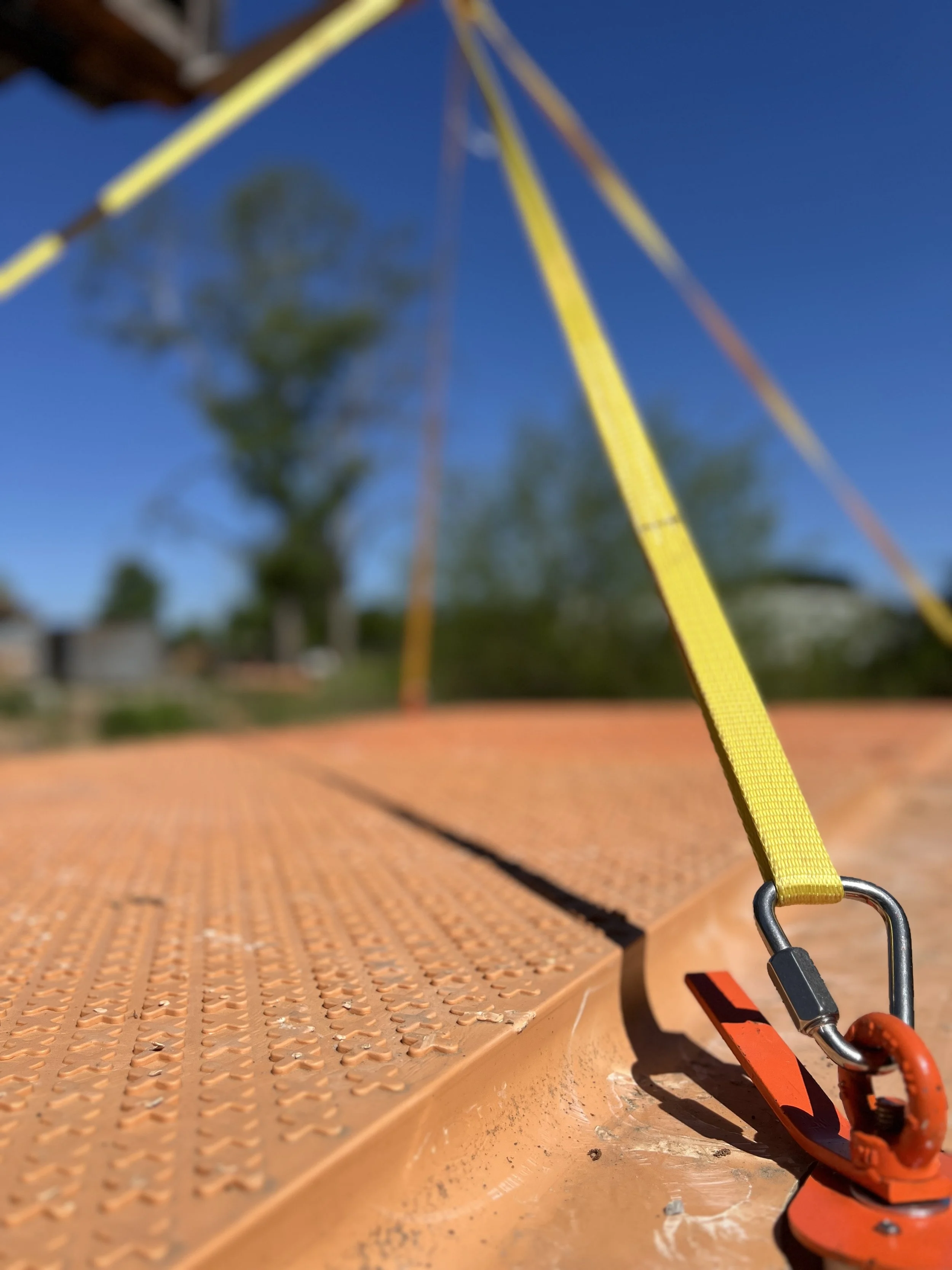 Mat Hoist Lock3.JPG