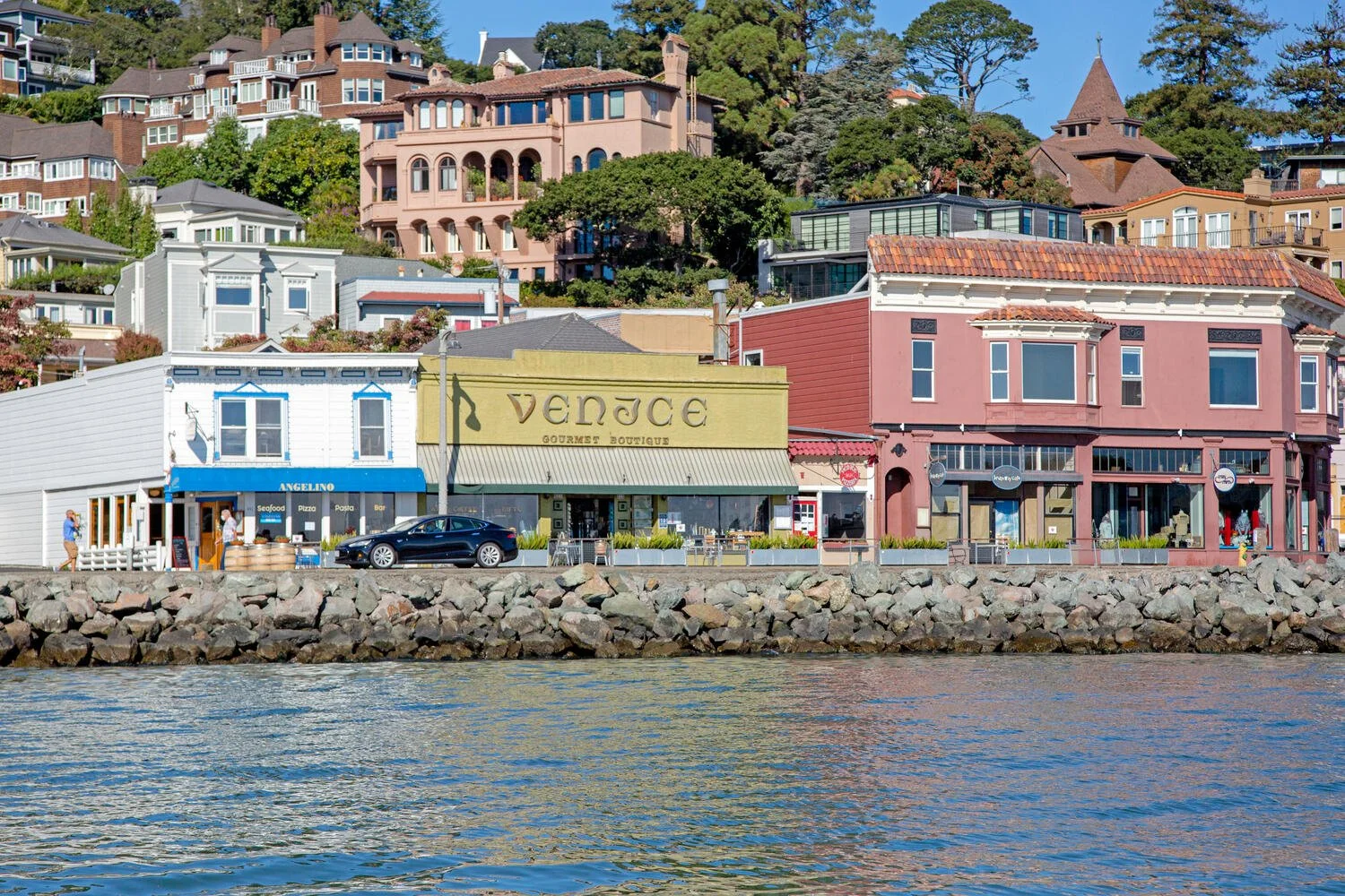 32 Crescent Ave Sausalito CA-large-049-051-S3A9503-1500x1000-72dpi.jpg