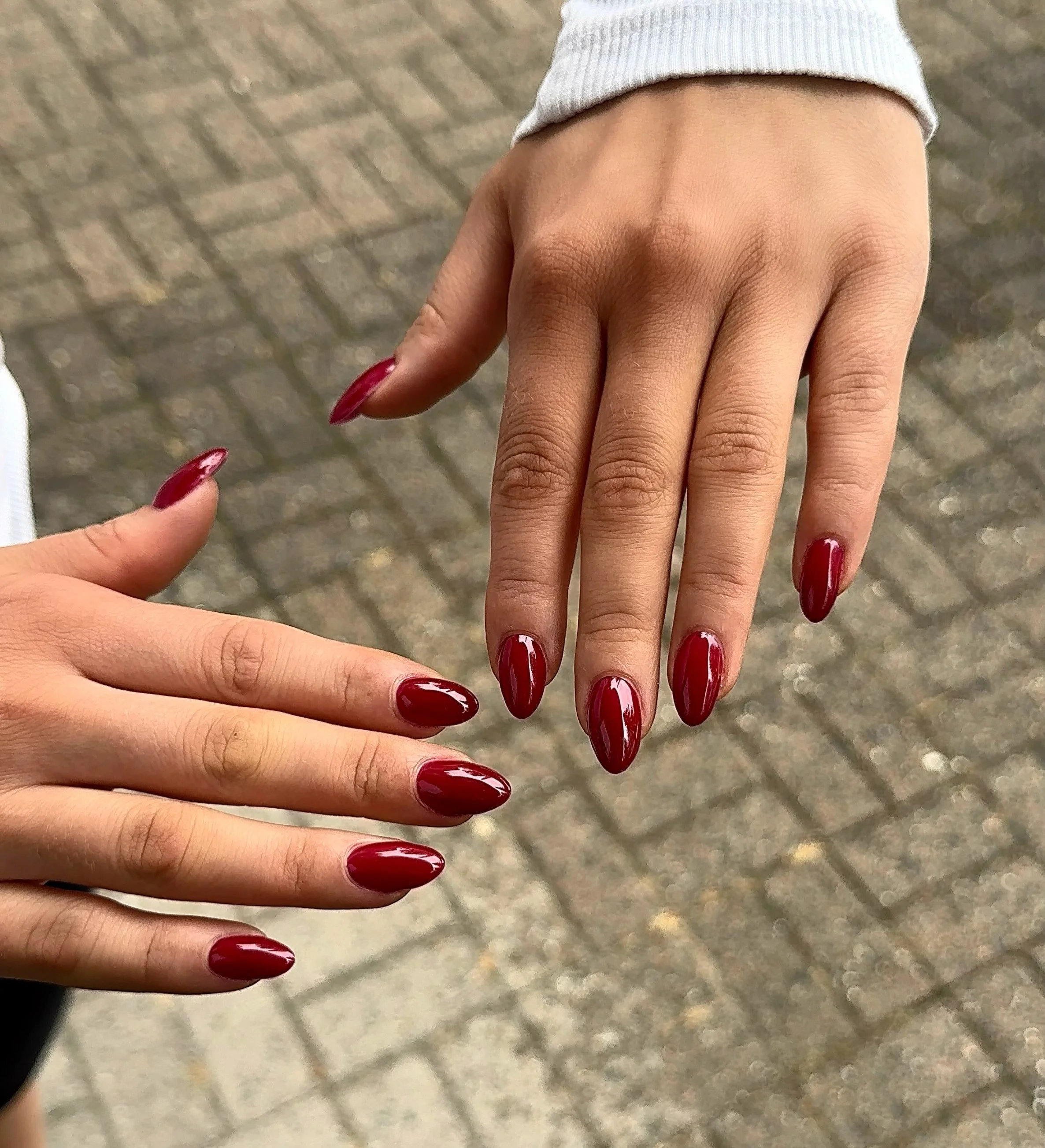 Red nail season is officially here 🍒❤️

Tekij&auml;: Riina

#kynnettampere #rakennekynnet