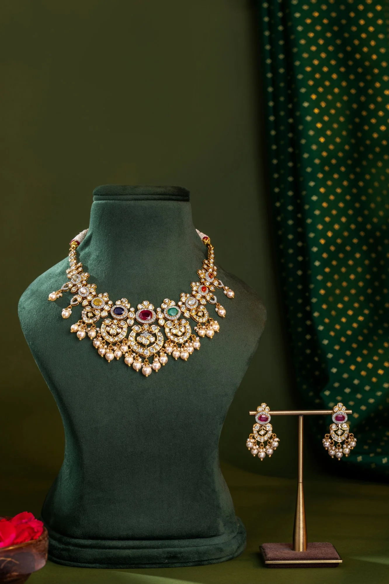 Understanding Gemstone Quality: Emeralds, Rubies and Sapphires