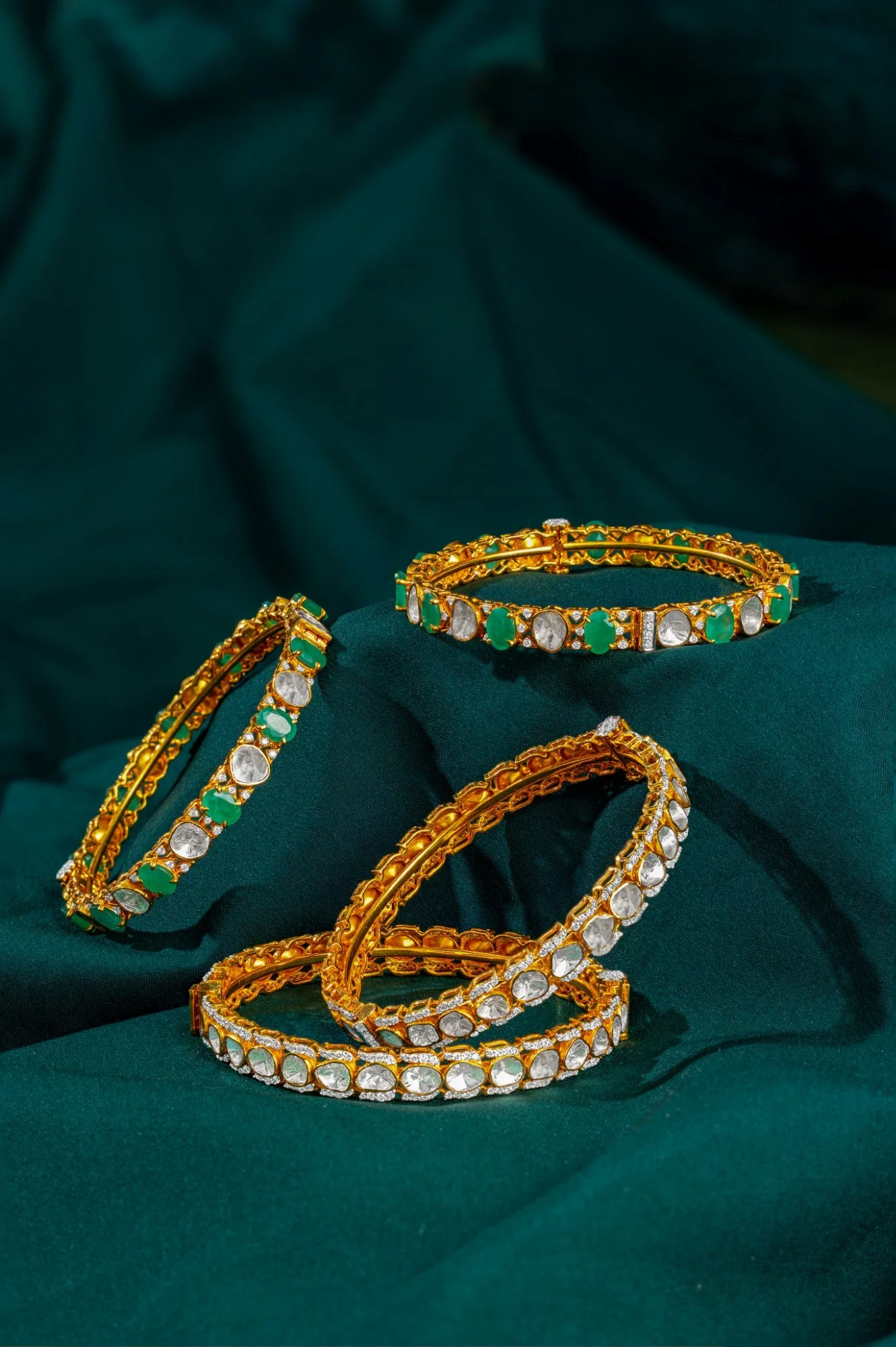 Anniversary Jewellery by Year: A Gifting Guide