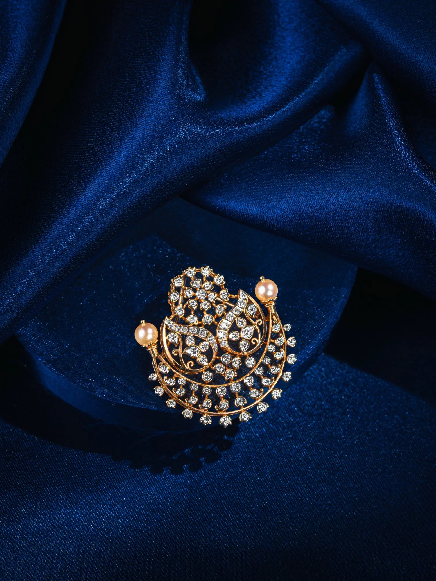 Ready-Made vs Custom Jewellery: Cost, Time and When Each Makes Sense