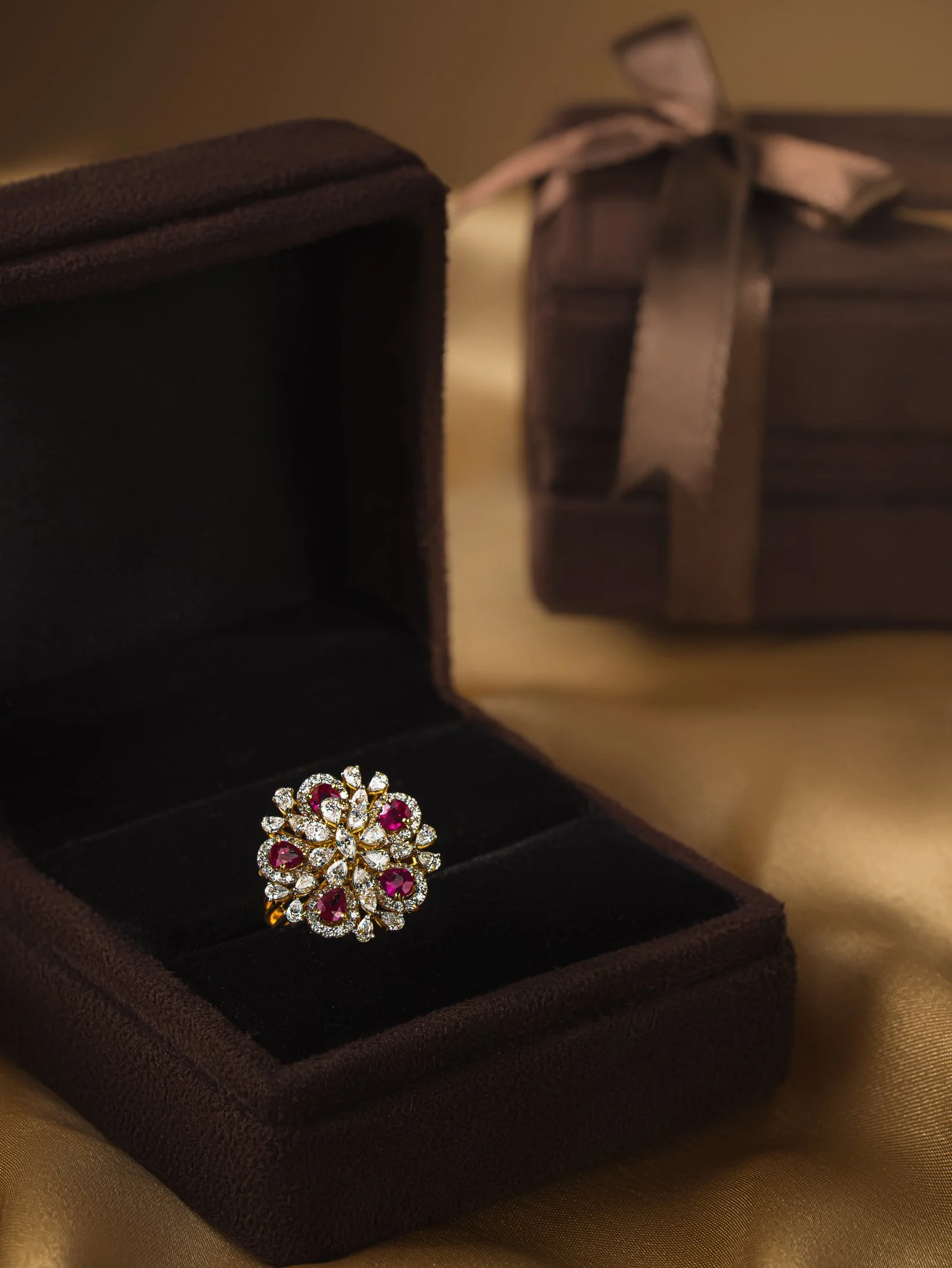 Antique and Old Gold: How to Evaluate Heirloom Jewellery