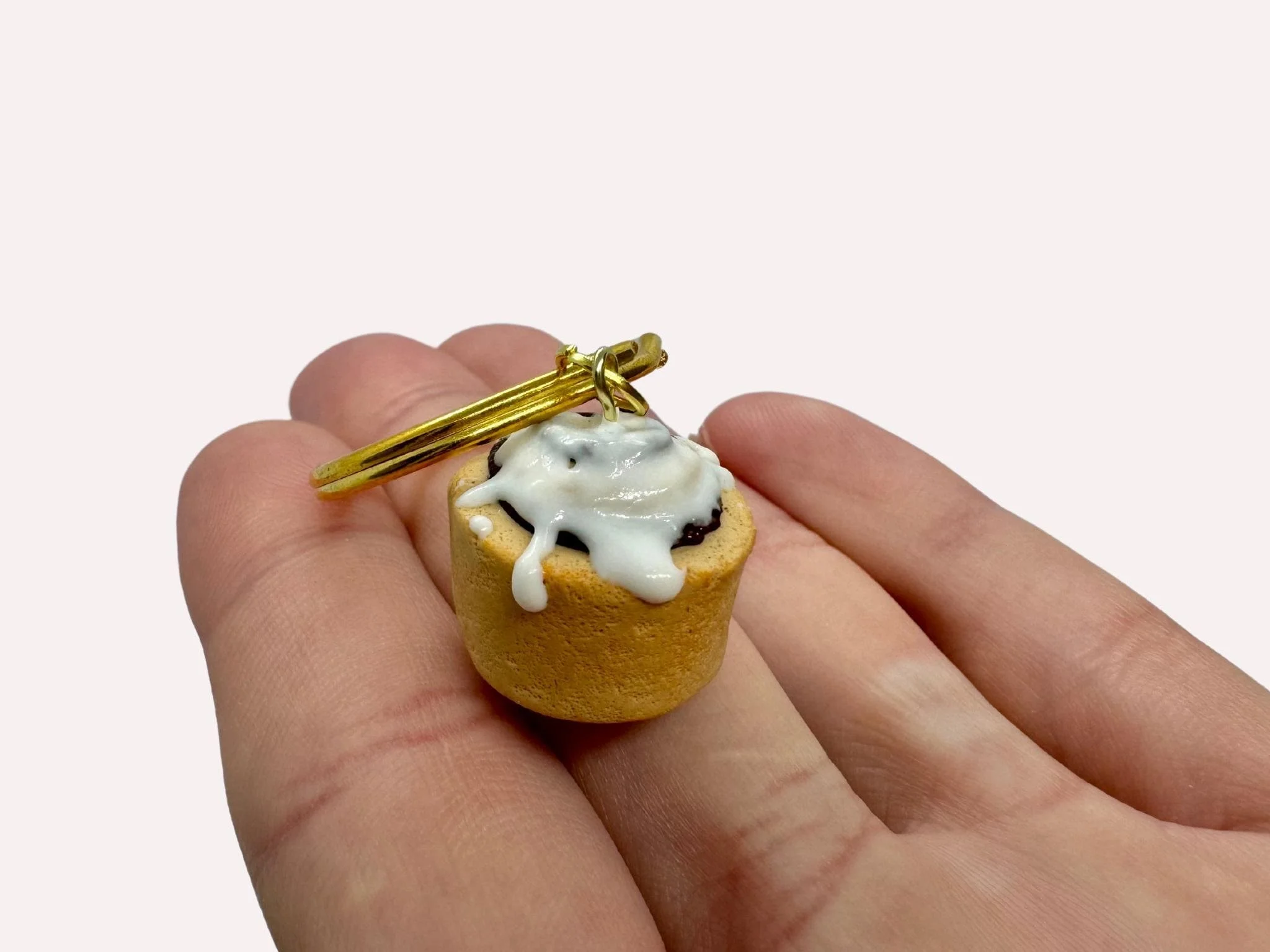 Cinnamon Roll Keychain