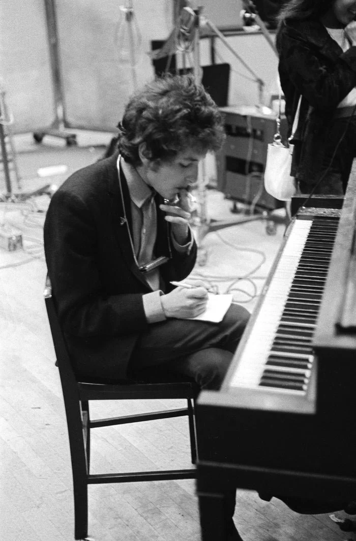 Bob Dylan, Writing at the Piano, 1965
