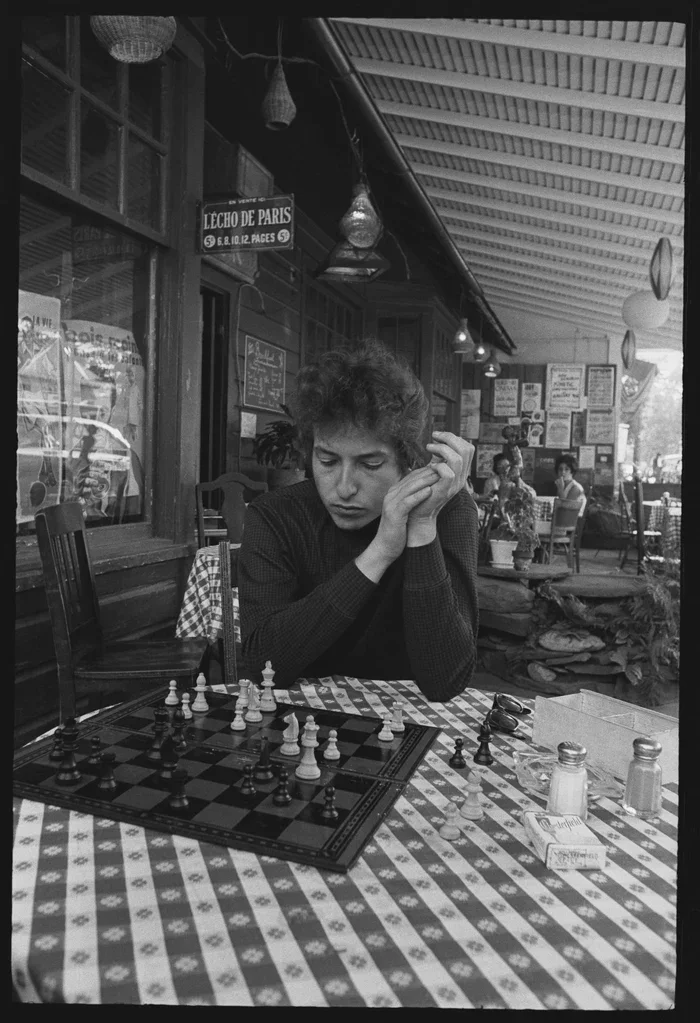 Bob Dylan, Playing Chess, Woodstock, NY, 1964