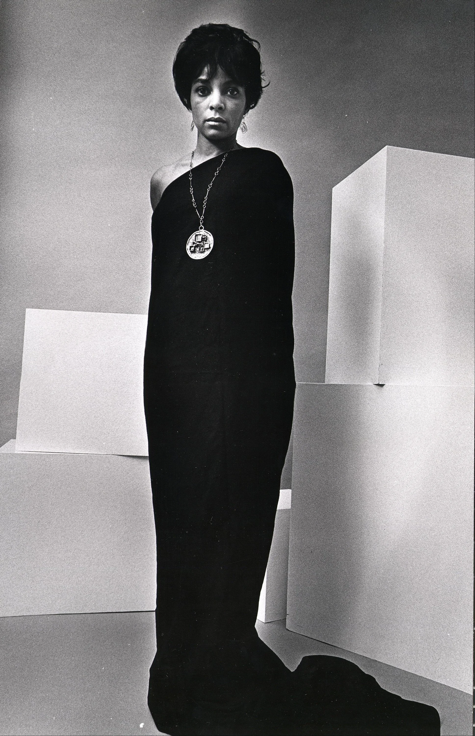 Ruby Dee, Standing, 1968