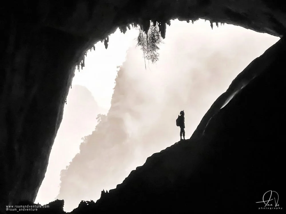 travel in vietnam world's largest cave hang en trek  outdoor adventure in vietnam