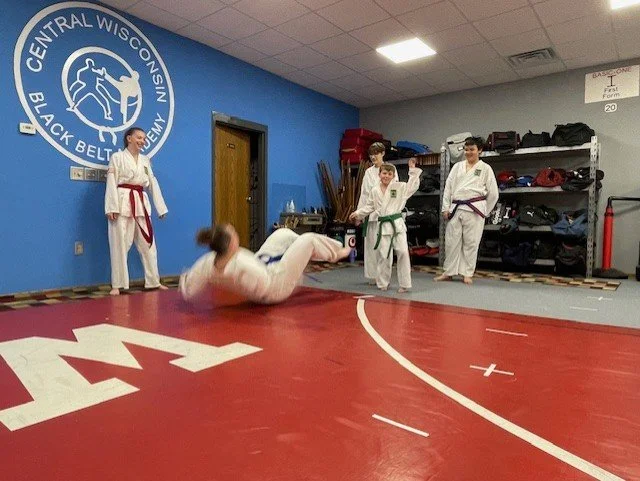 Adult back breakfalling