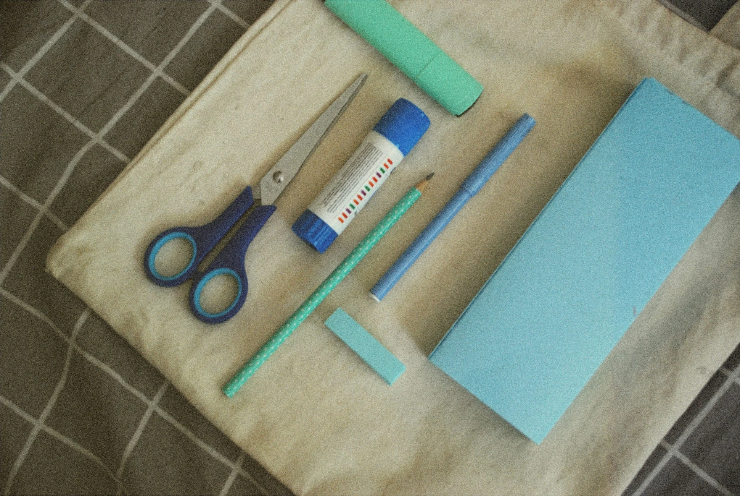 Abastecimiento de insumos, materiales y soluciones operativas para instituciones y empresas.