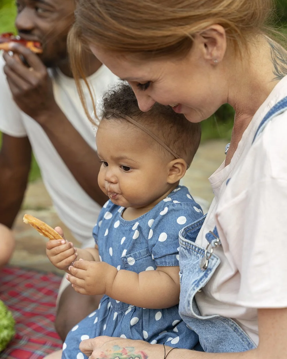Parent and young child engaging in a nurturing moment that reflects an emotional connection