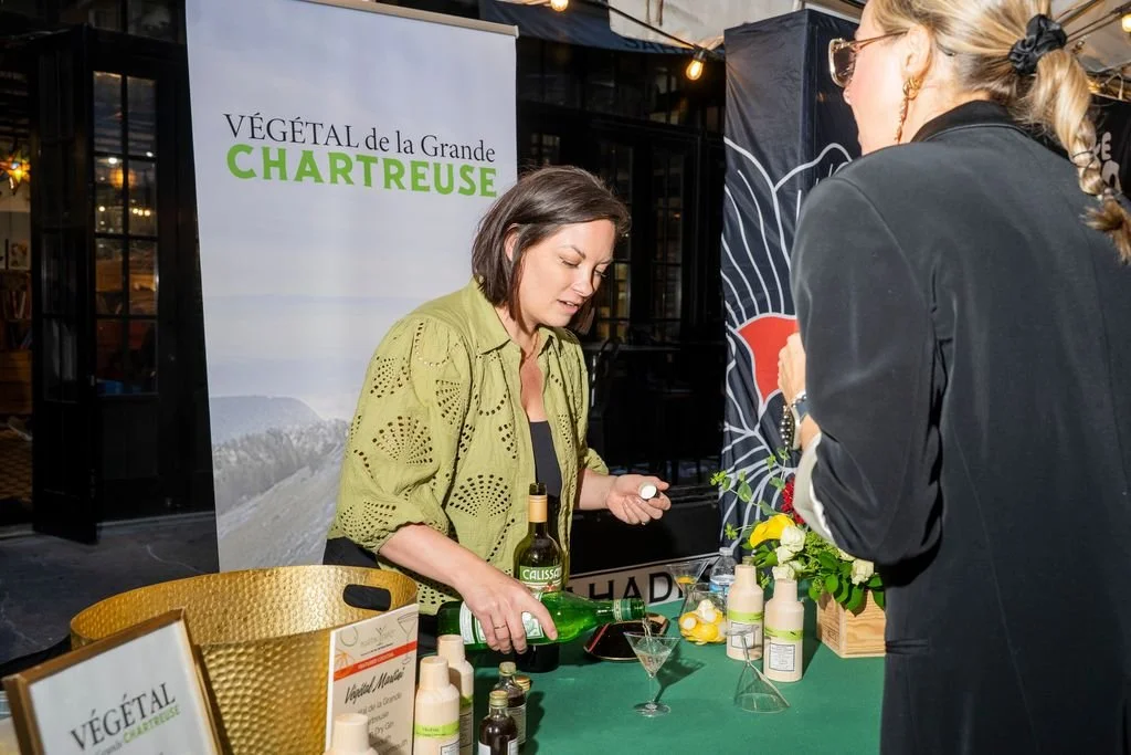 Scene of Martini being made at Martini Expo New York.
