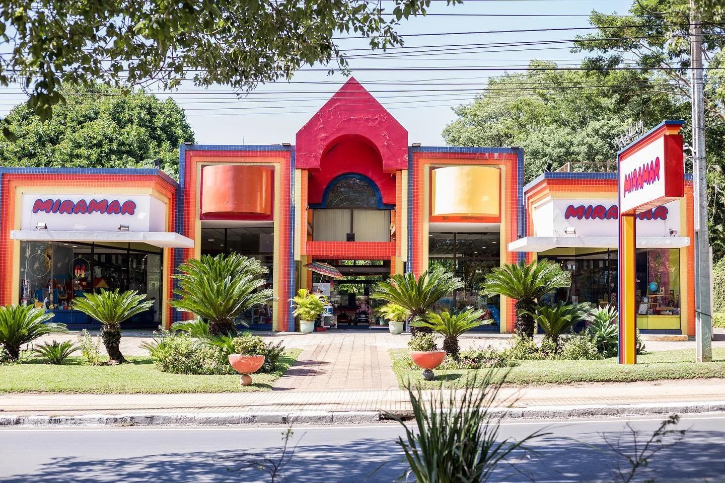 Fachada de Juguetería Miramar Paraguay