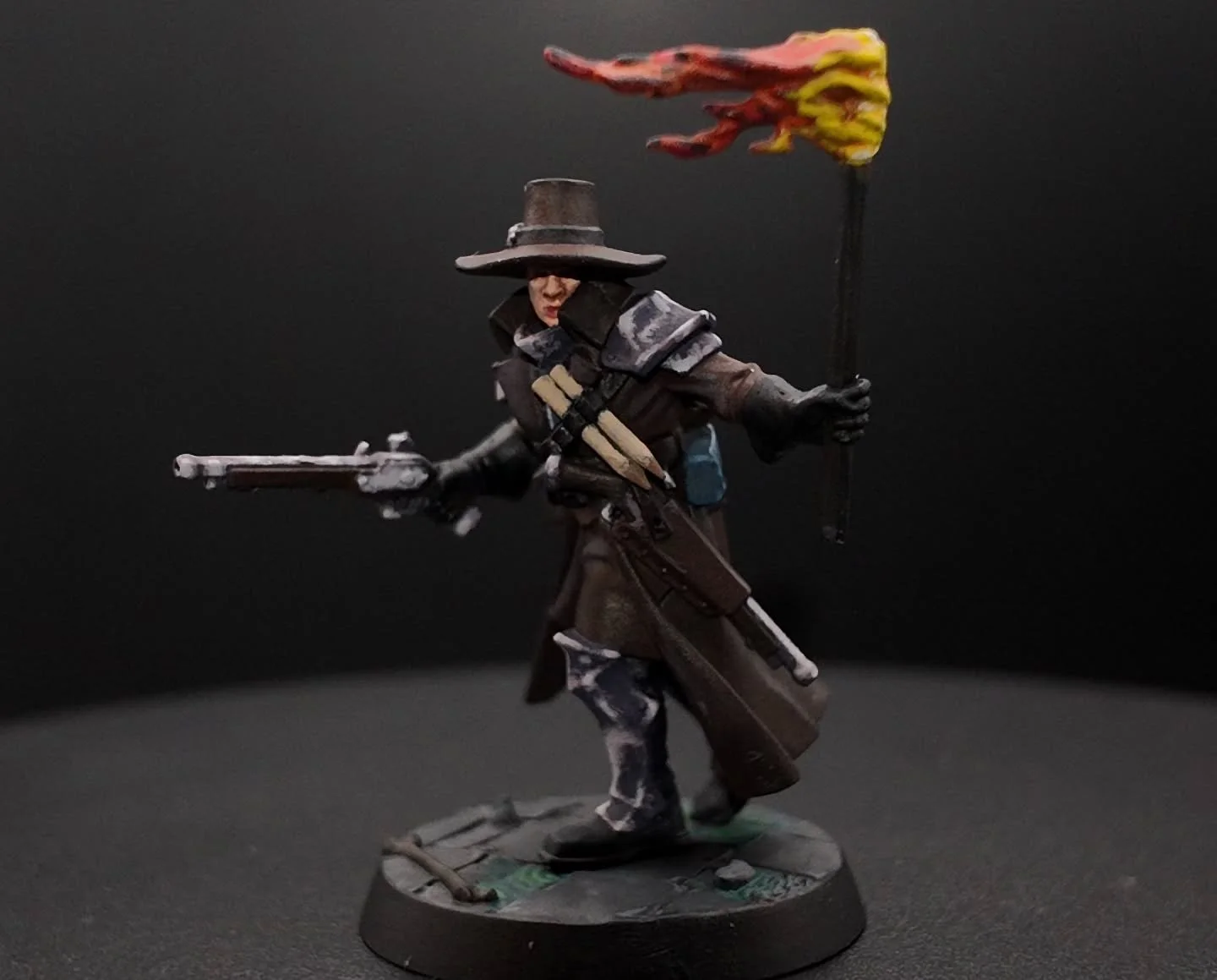 Painted up the Witch Hunter from the Hexbane's Hunters Underworld Warband today😁 I wanted to push myself on a time limit of only 4 hours using my Mrs's AK starter set paints and nothing else to test them out☺️

Full 360 photos will be available on t