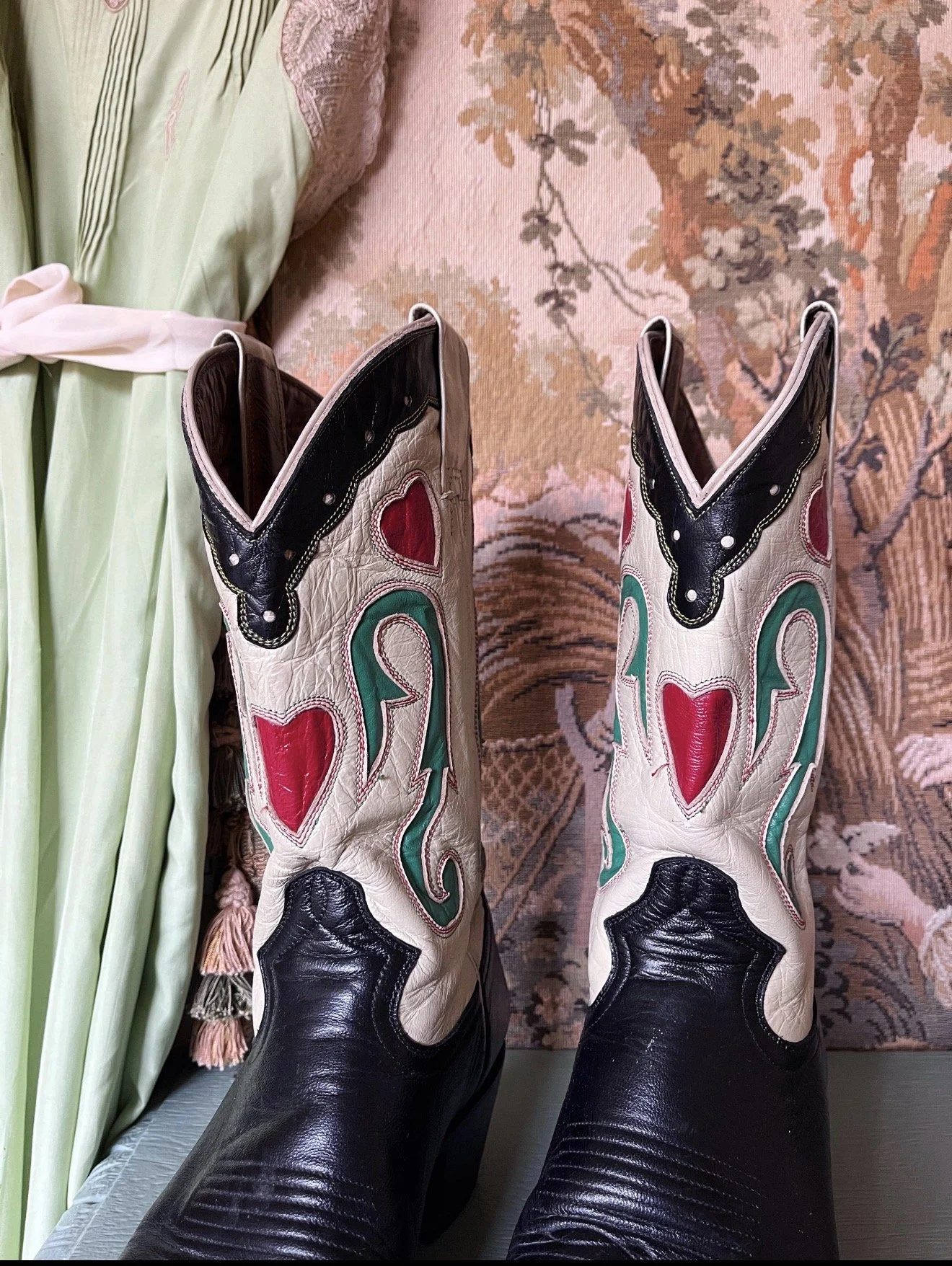 Rare Vintage 1970's Western Montana Boots with Heart Inlays