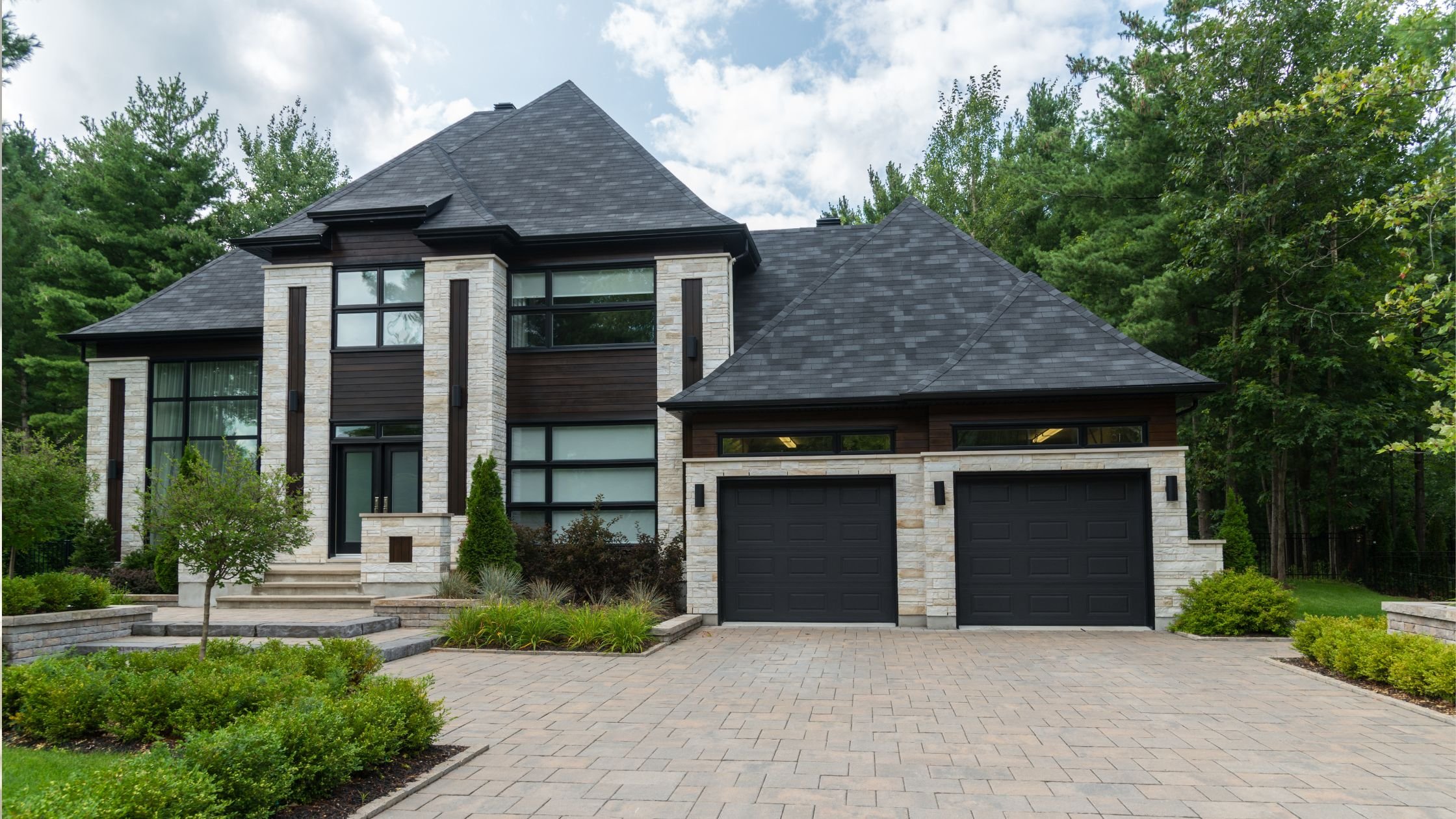Living in North Tustin: What Buyers Should Know