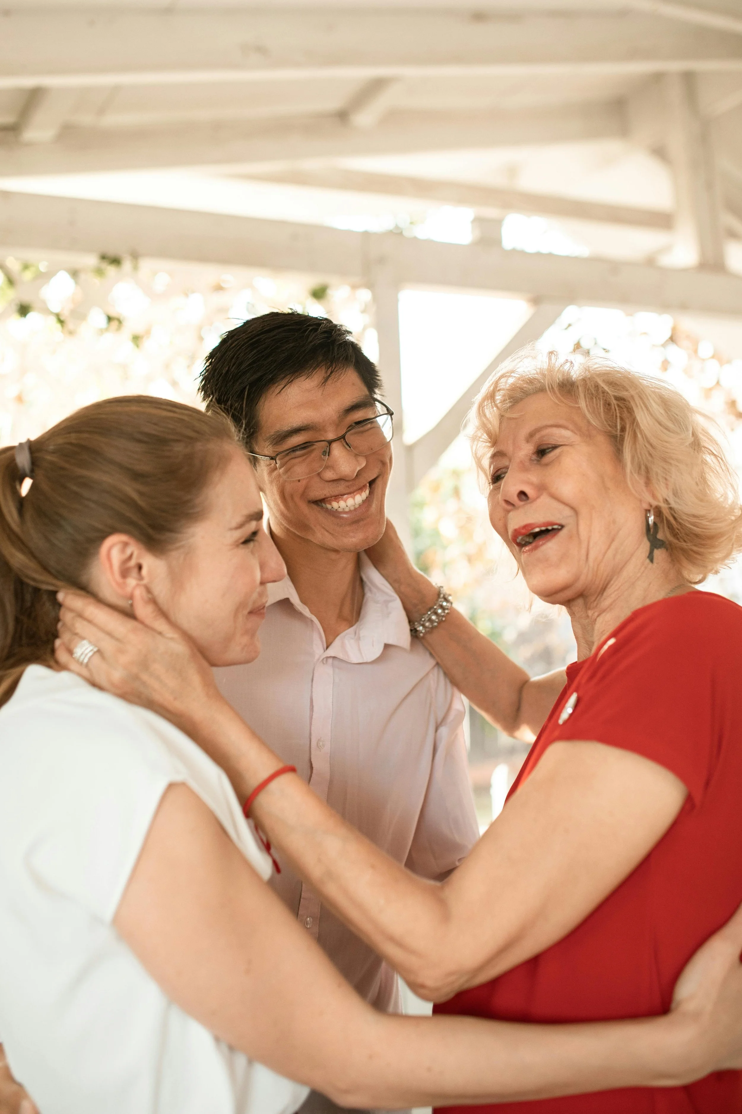 Multigenerational family in Honolulu working with a home safety strategist