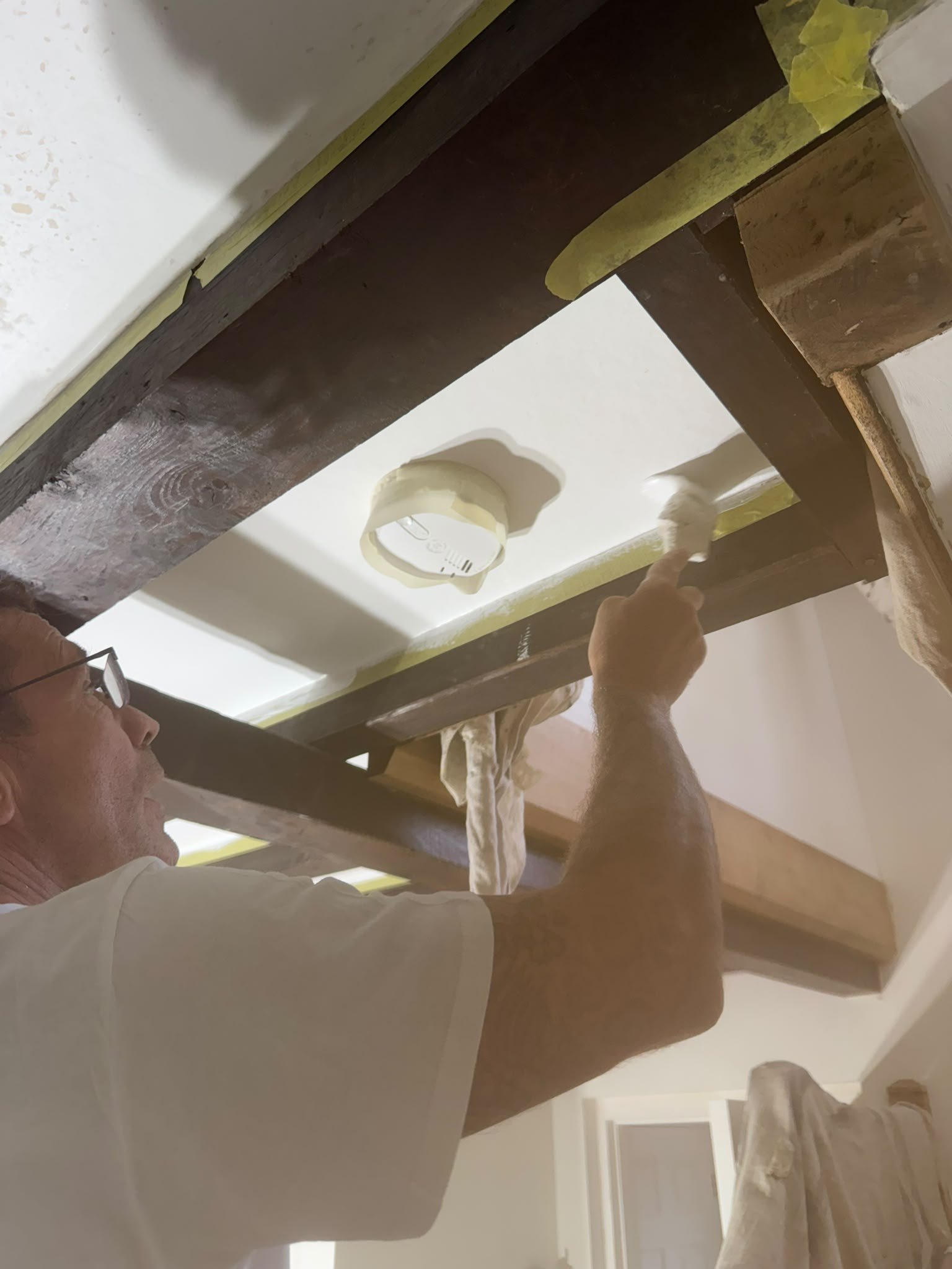 cutting-in-ceiling-around-masked-beam.jpg