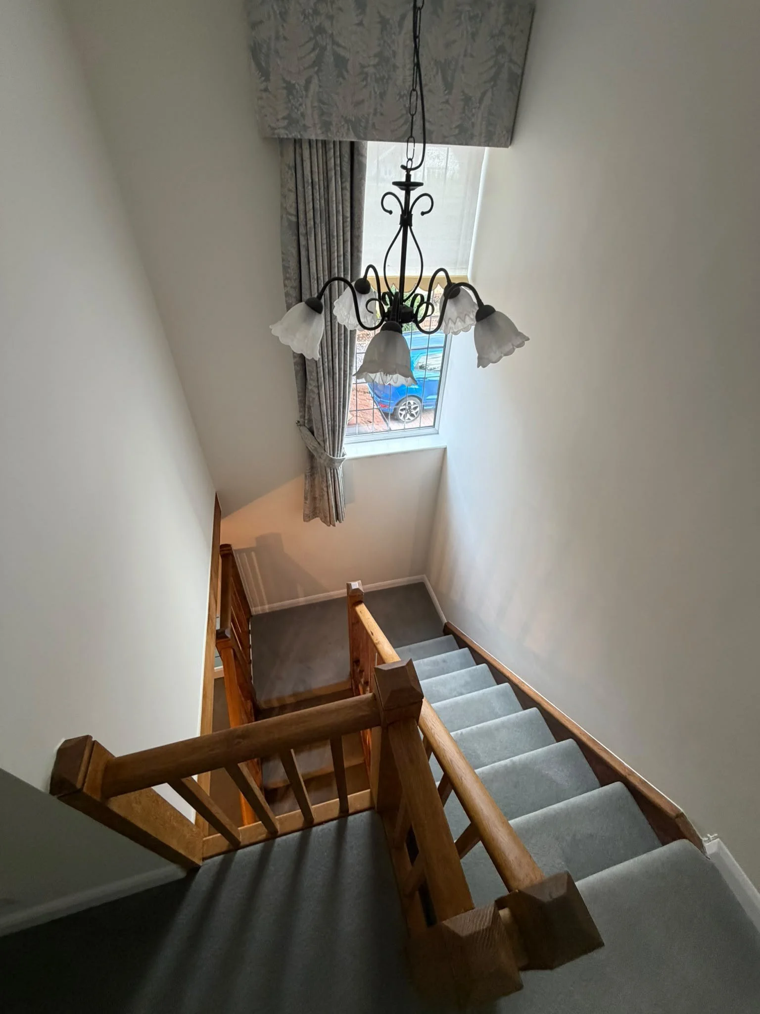 high-stairwell-walls-painted-oak-staircase.jpg