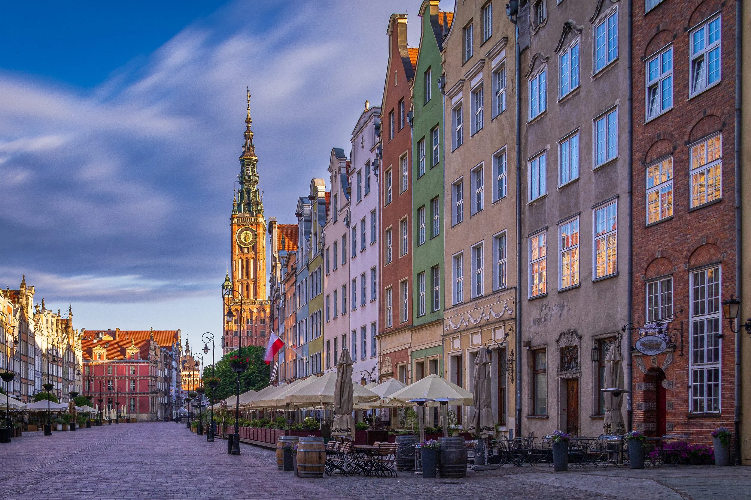 Historic buildings and architectural details in the old town of Gdańsk.