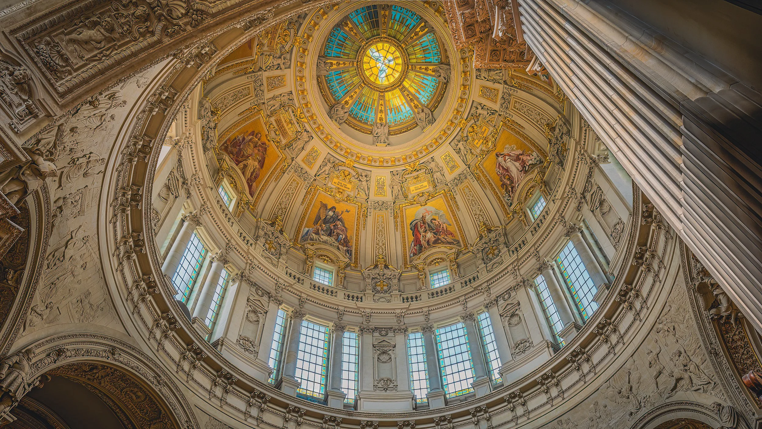 Monumental Spaces