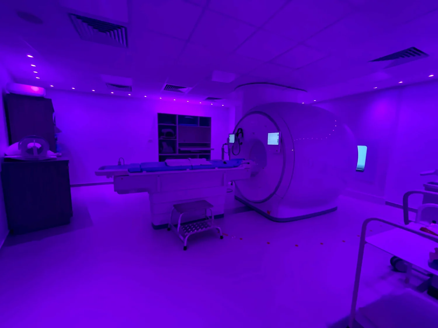 Salle d'IRM du centre Normedis au sein de l'hôpital de Bayeux
