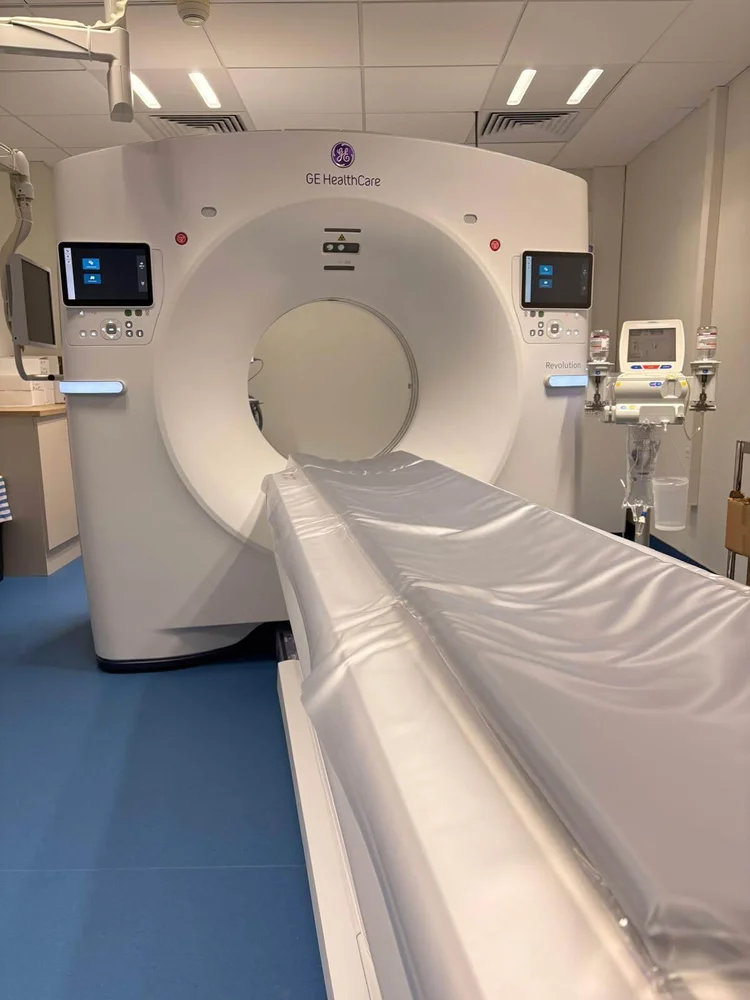 Scanner du service d'imagerie Normedis à l'hôpital de Bayeux