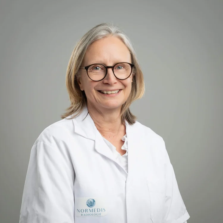 Portrait du Dr Paola Serra, radiologue du groupe Normedis en Normandie
