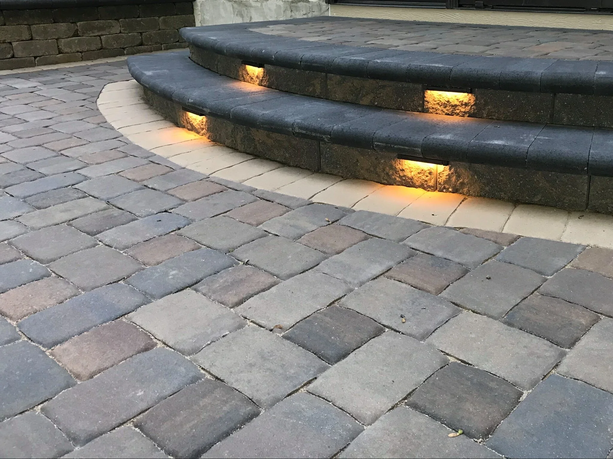 Union III Outdoor lighting 5.webp