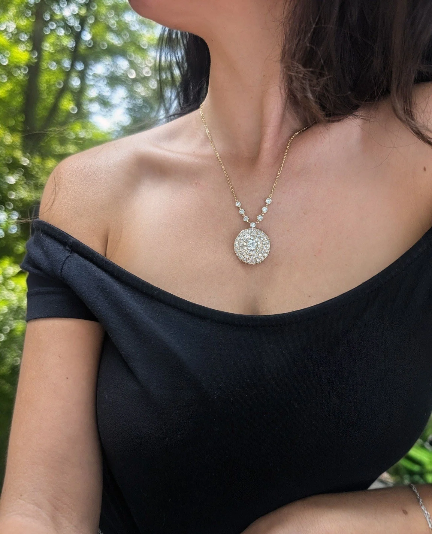 It's all in the details✨️ We're obsessed with this pendant sporting an old mine cut center diamond and pave-set details. From us at Wismar Jewelry, we hope your 4th has just as much sparkle! 🎆⁠
⁠
Design by Bill Wismar