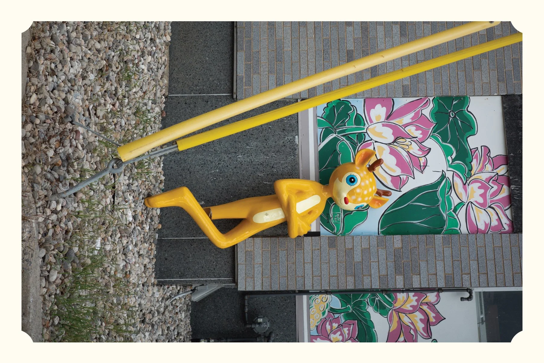 Yellow Reindeer 11.jpg