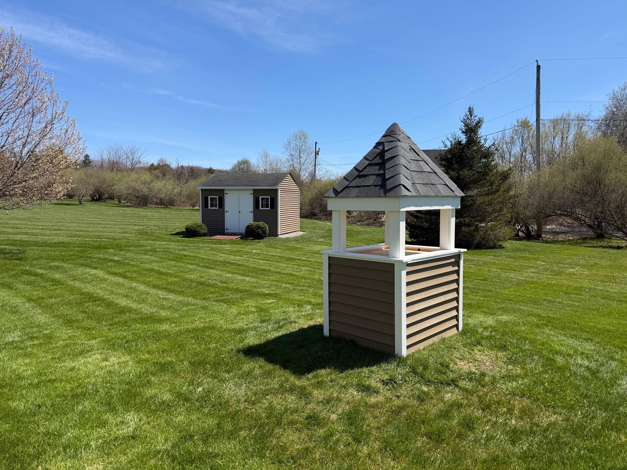 No project is too small when you care about the details. Built this well cover with the same craftsmanship and pride as any full remodel. 

And honestly&hellip; it came out pretty damn good.

🔨 Free estimates across Southern NH &amp; the Seacoast