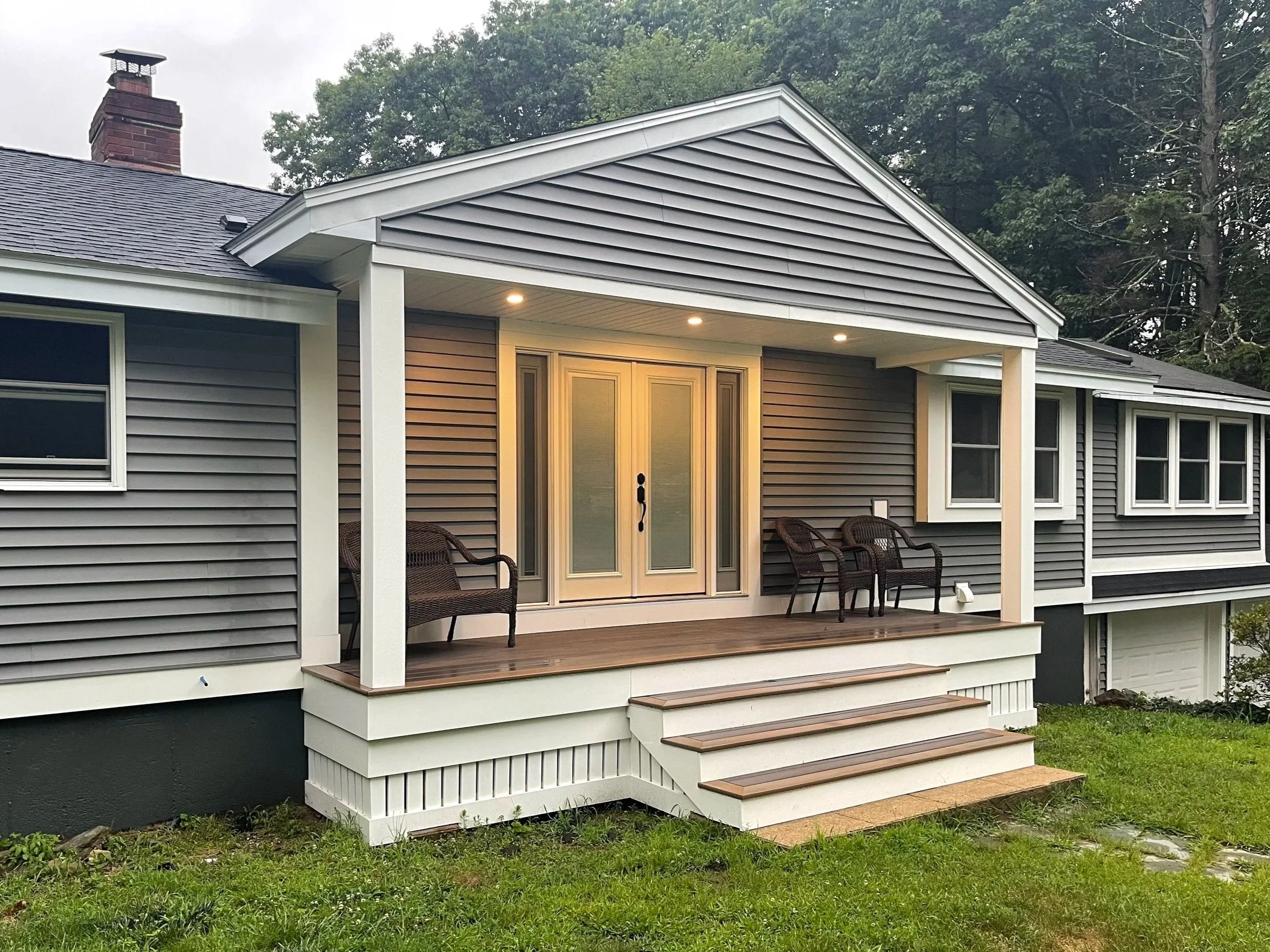 An image of the exterior of a complete exterior/interior remodel in Newton NH