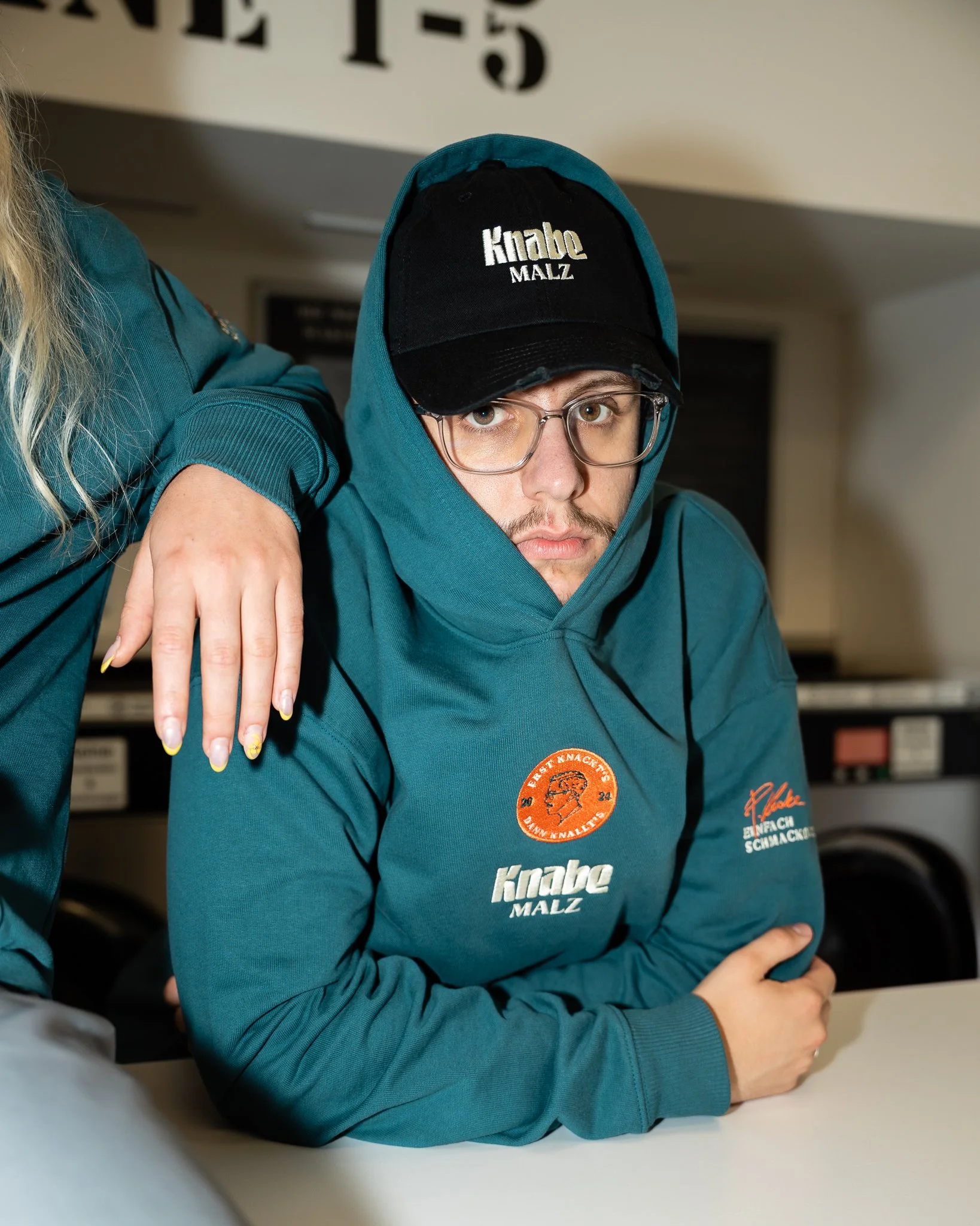 Knabe Malz - Merch Shooting