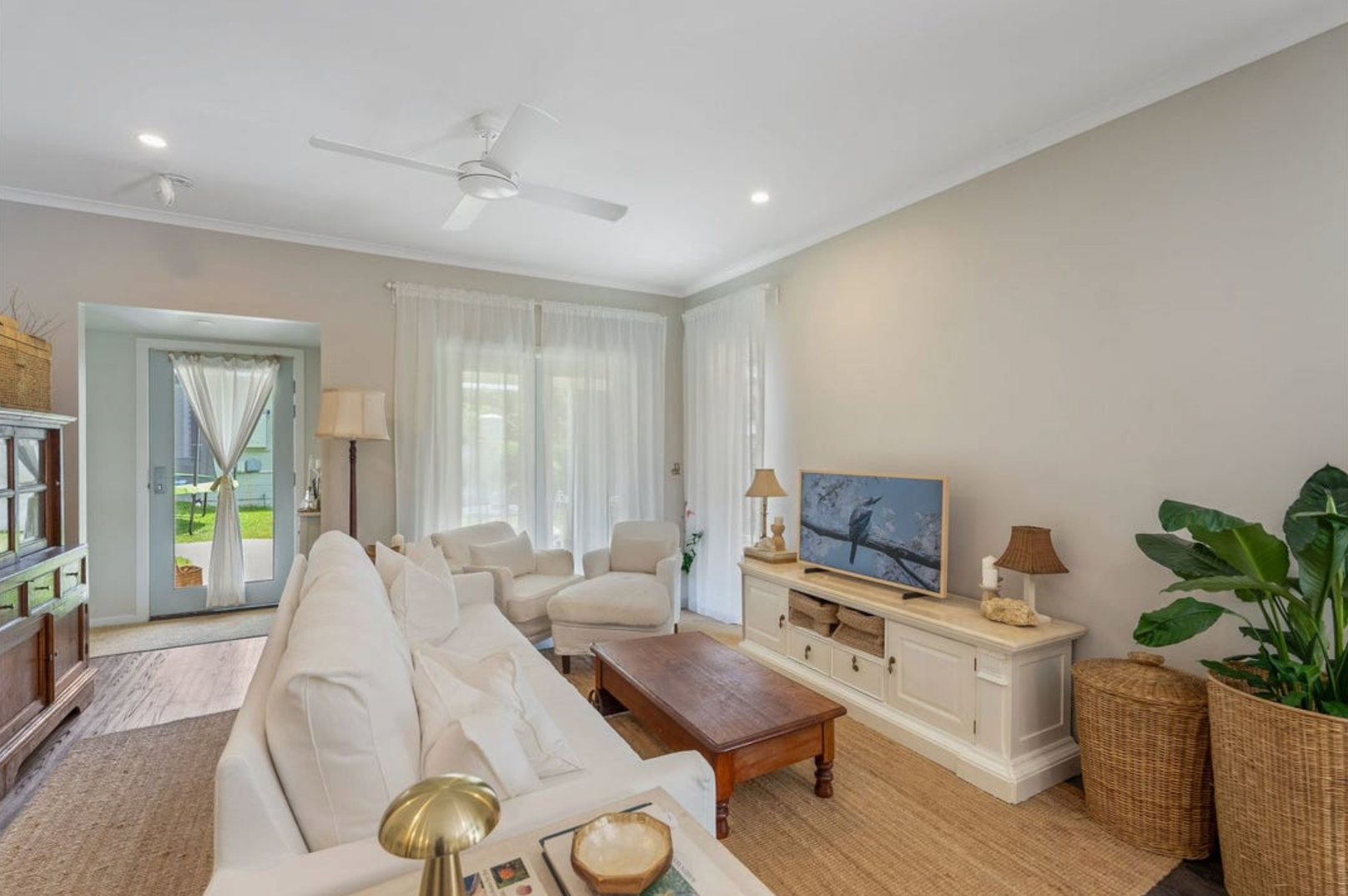 Rifle Range Rd, Bangalow
