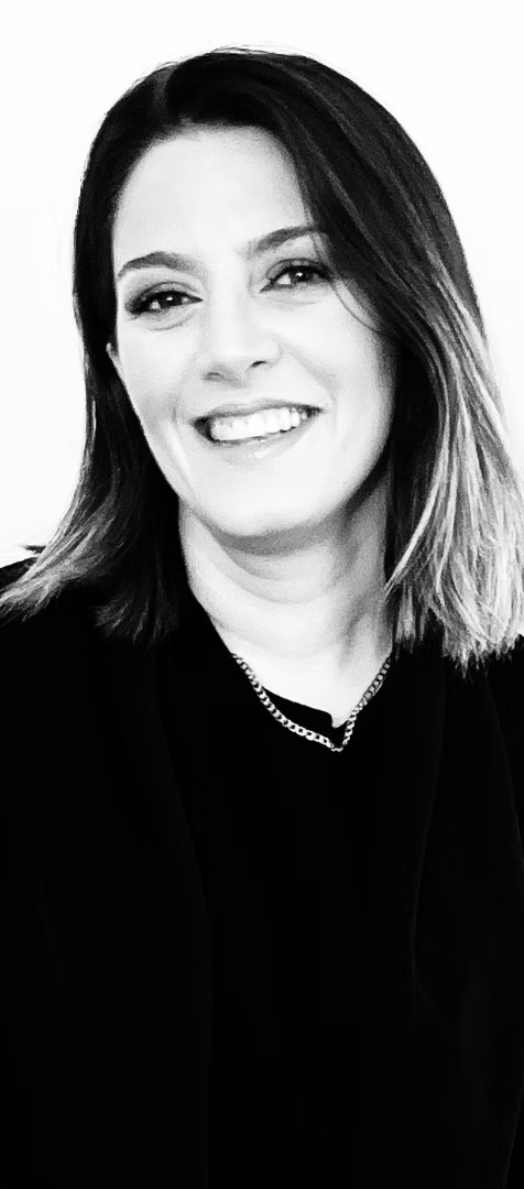 A digital portrait of artist Parin Heidari