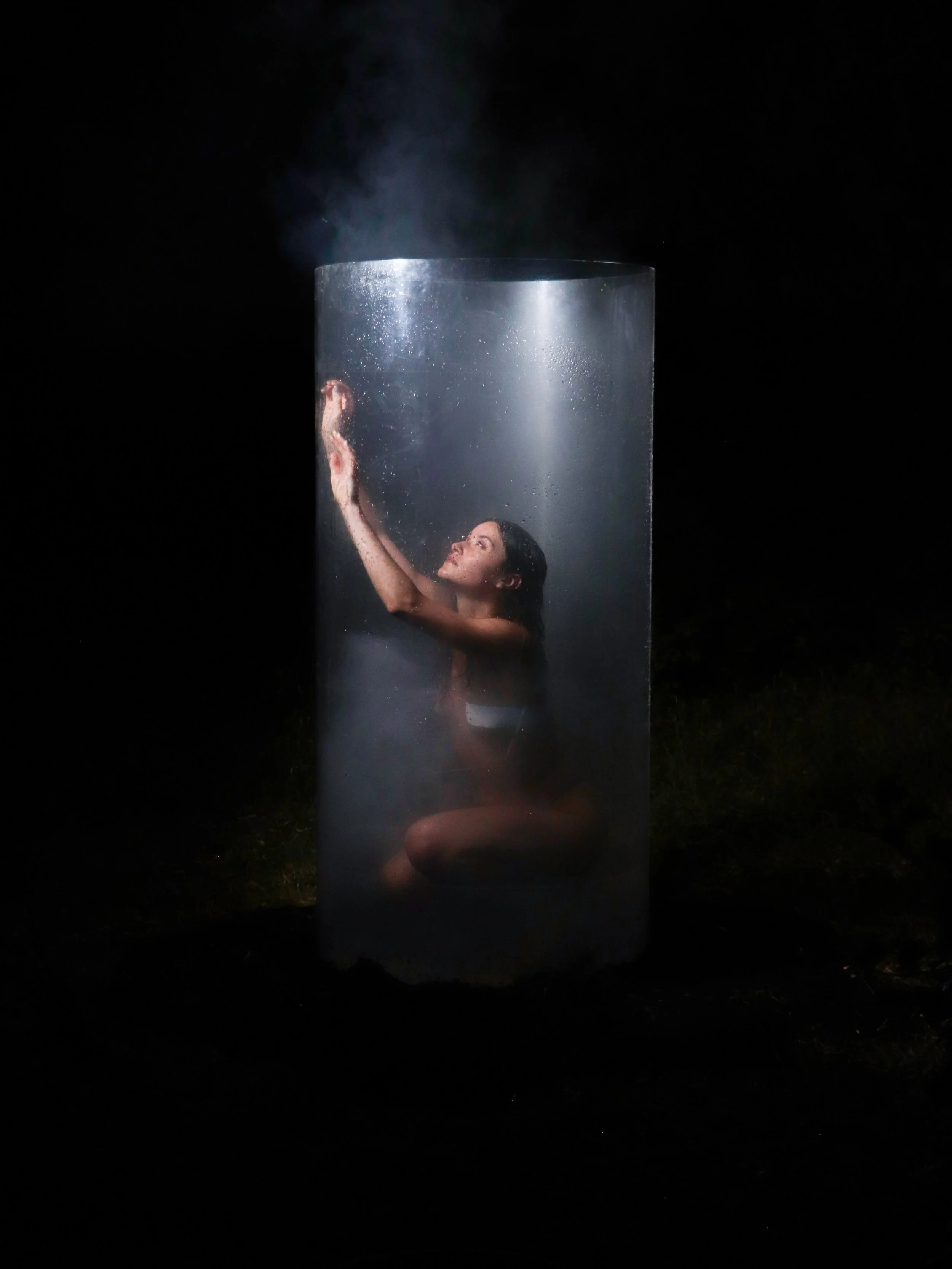@amajln X viper media @vipermediamxg //

Amalia Jaulin (Bordeaux, France, 1995) lives and works in Paris.
Graduated with a DSAA in space from La Marini&egrave;re Diderot in Lyon in 2019. During her degree, she explored soundscapes and listening postu