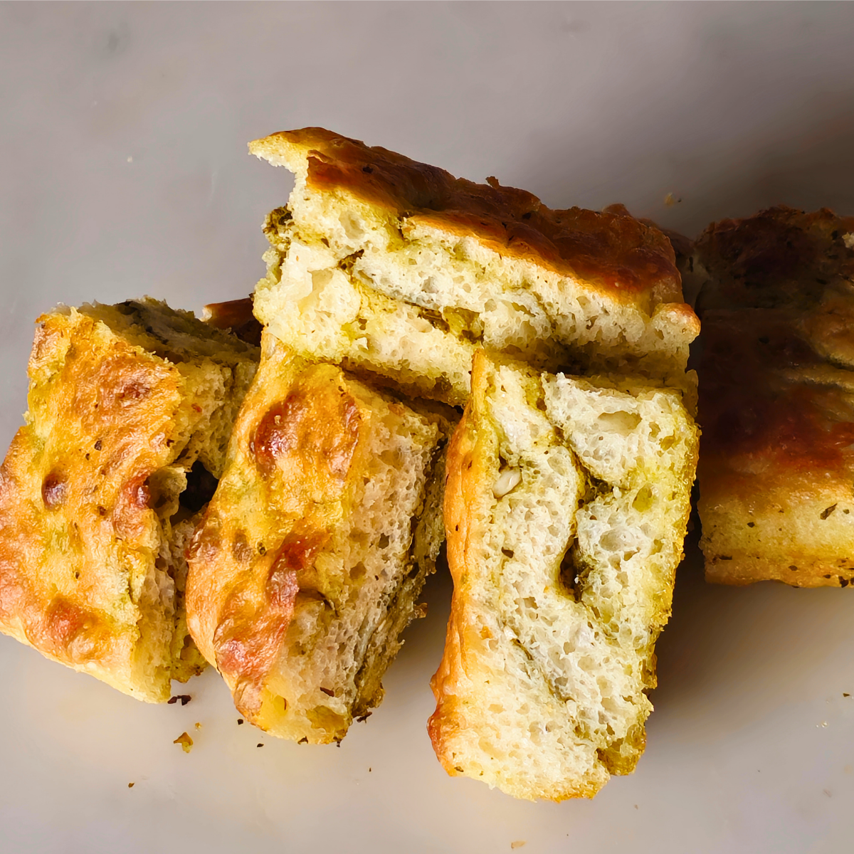 pesto focaccia v3.png