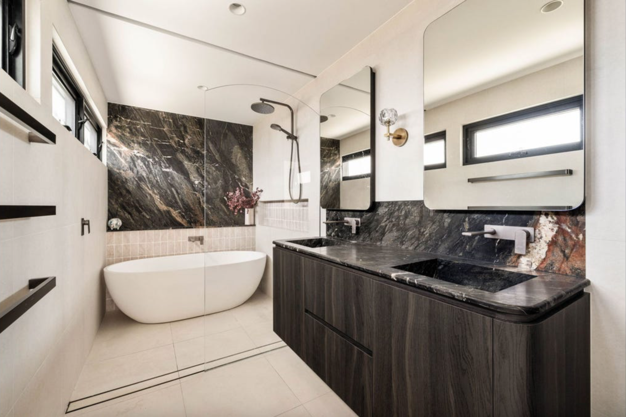 Master Ensuite.png