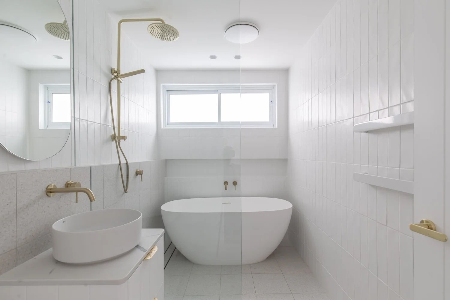Main Bathroom.jpeg