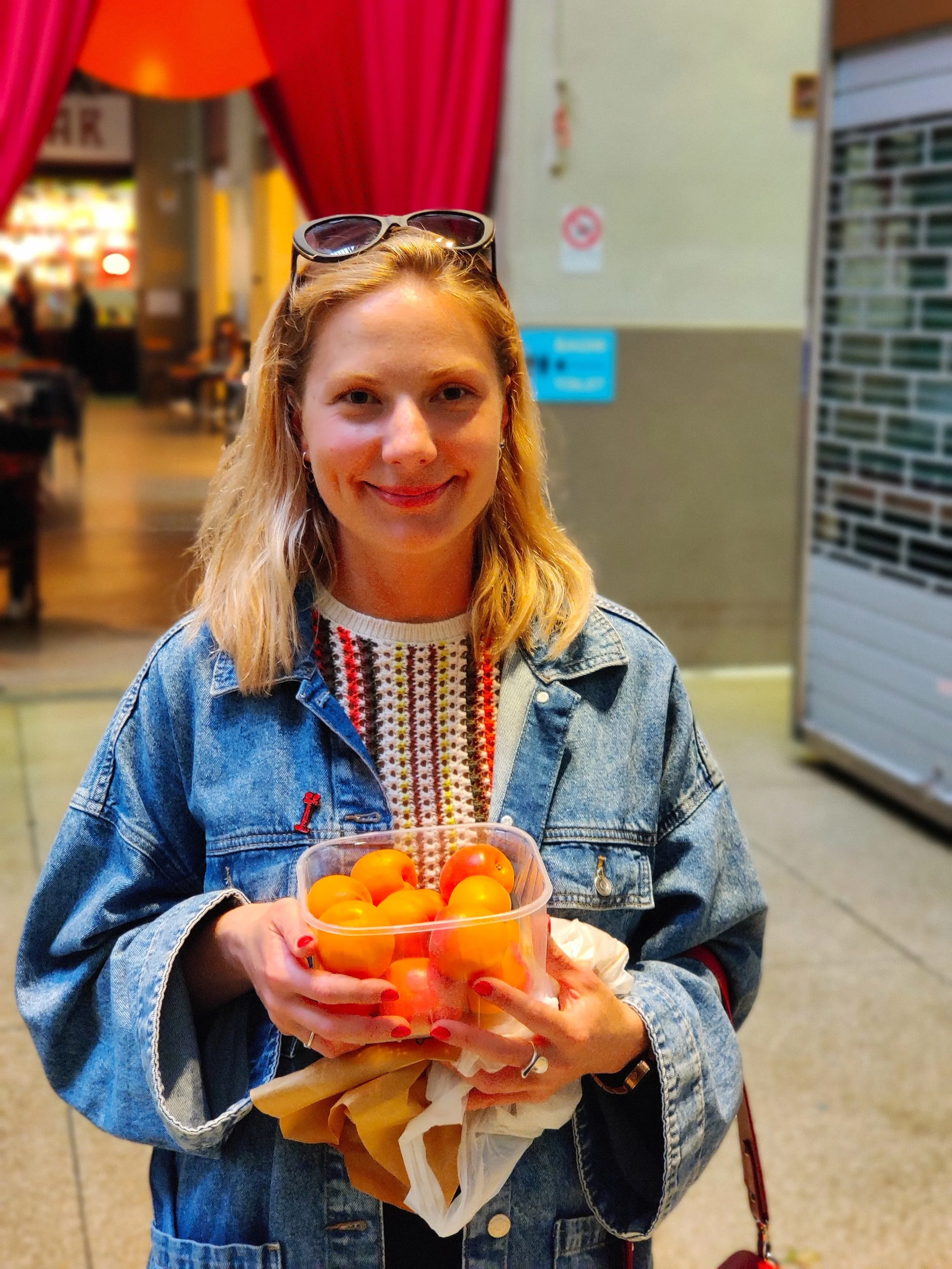 Fresh apricots at a market in Bologna