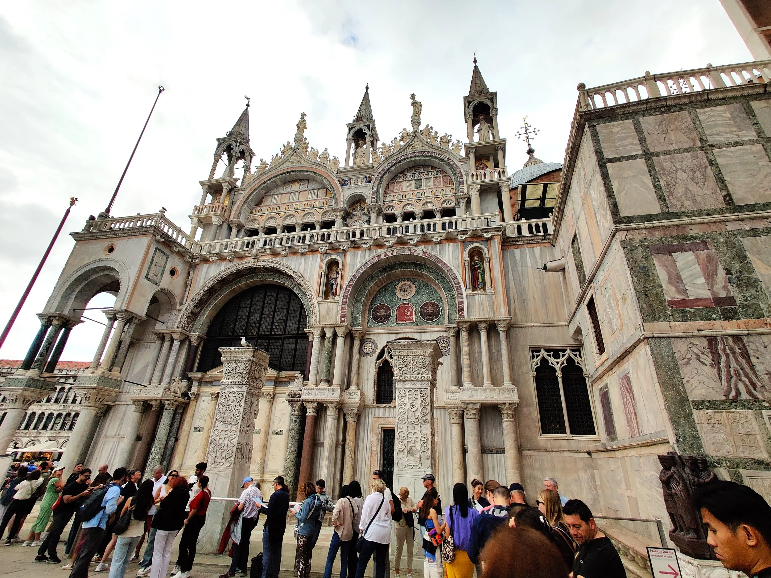 Lines at the Basilica di San Marco
