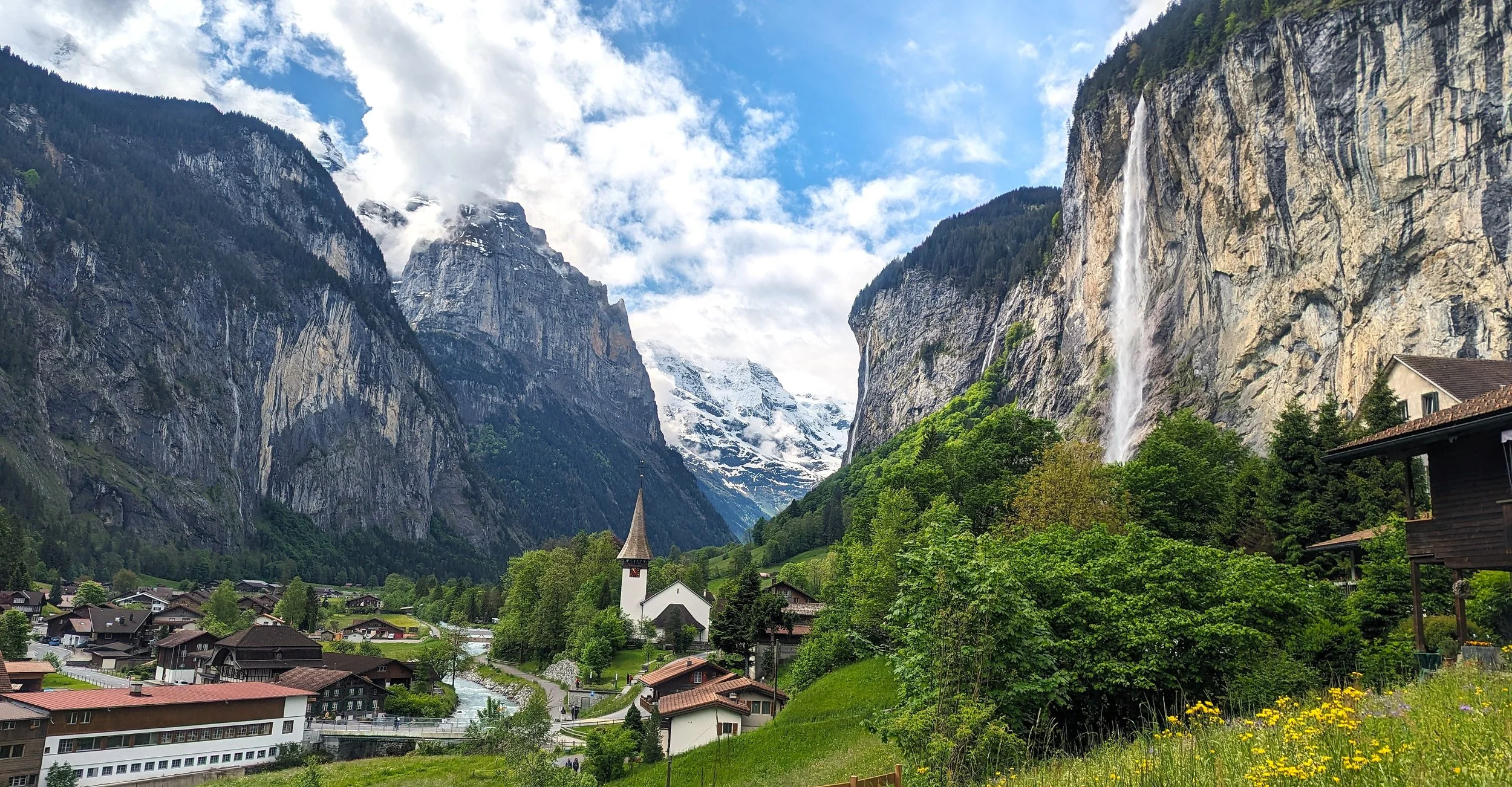 Lauterbrunnen valley view