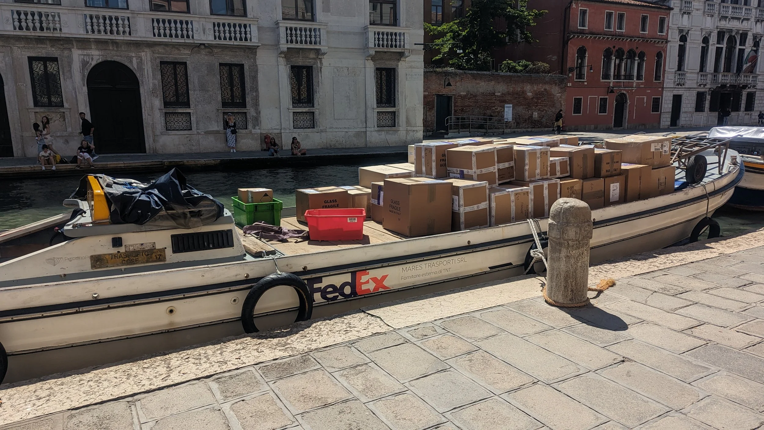 Fedex boat in Venice