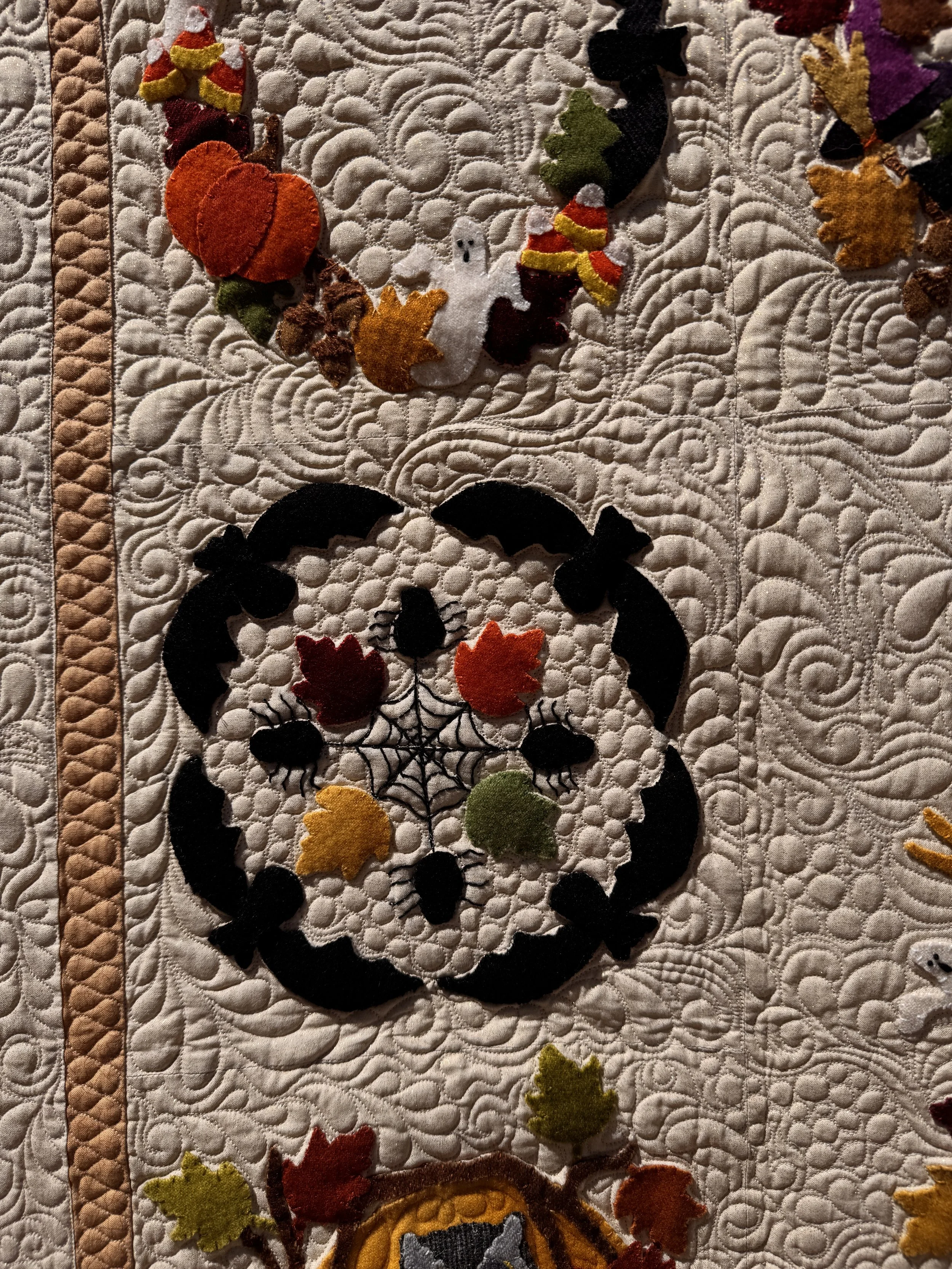 "Baltimore Halloween" Full Quilt Modified Bat Block (Pattern: P3 Designs)