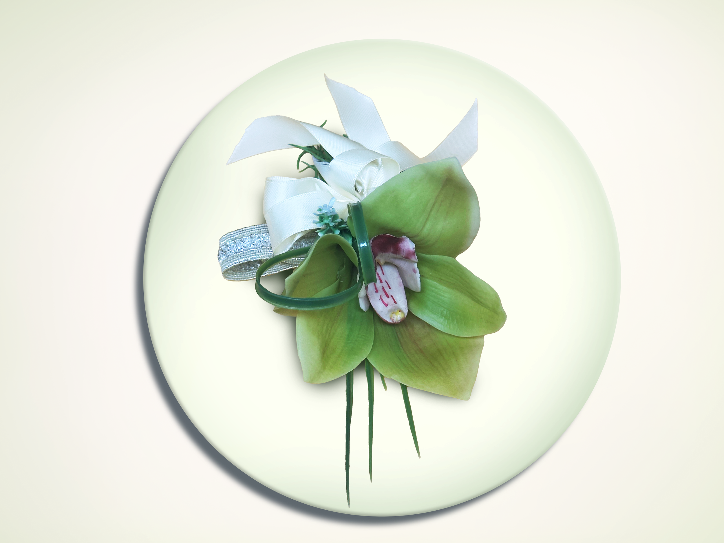 Green and White Corsage.png