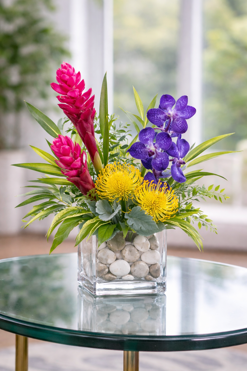 Tropical Radiance Arrangement