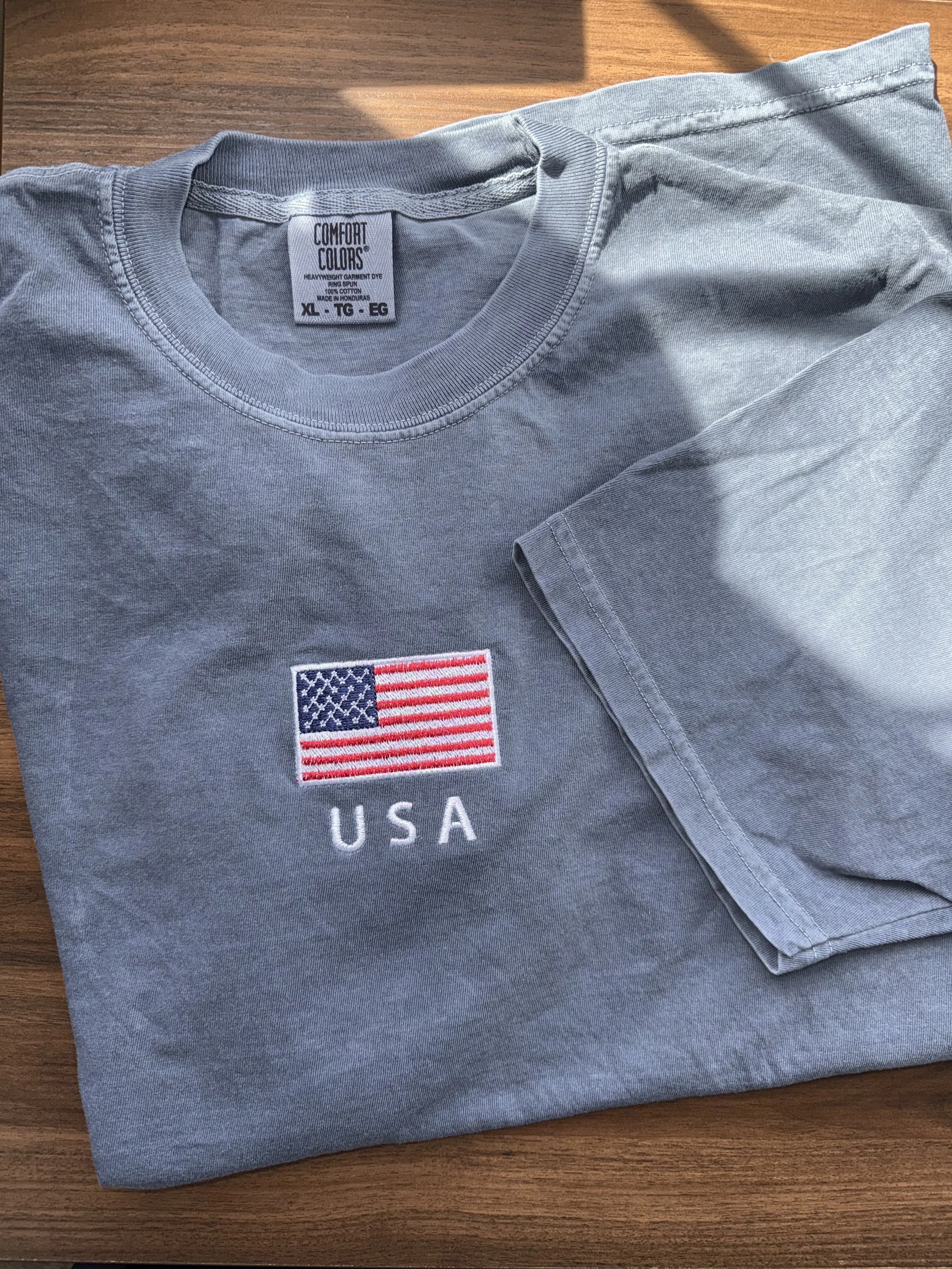 American Flag - T Shirt